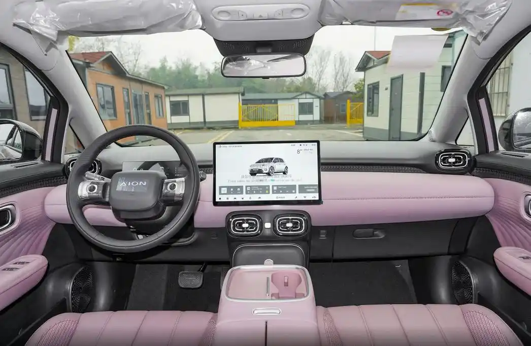 广汽埃安全部车型_广汽集团埃安s_驾驶广汽埃安AION UT的五大理由