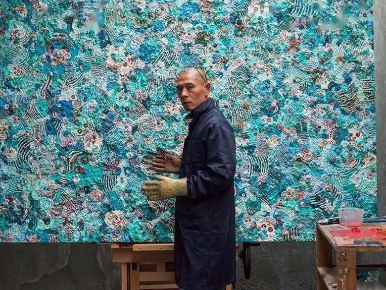 2021年张洹荣获亚洲艺术创变者奖：回顾其艺术生涯与极限身体表达