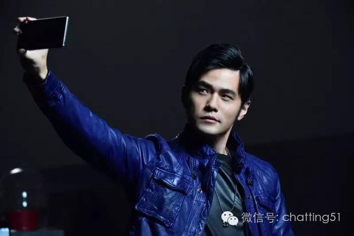 周杰伦的历史地位与音乐成就：从范特西到全球FANS的影响力