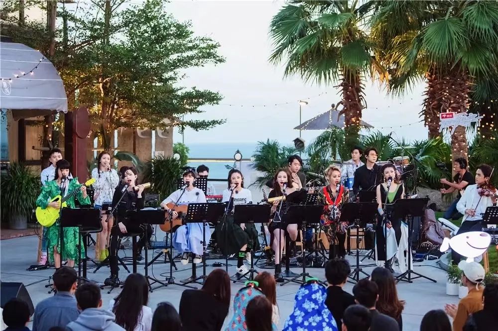 张雨绮的多才多艺与表现风格_张雨绮气质_张雨绮艺术