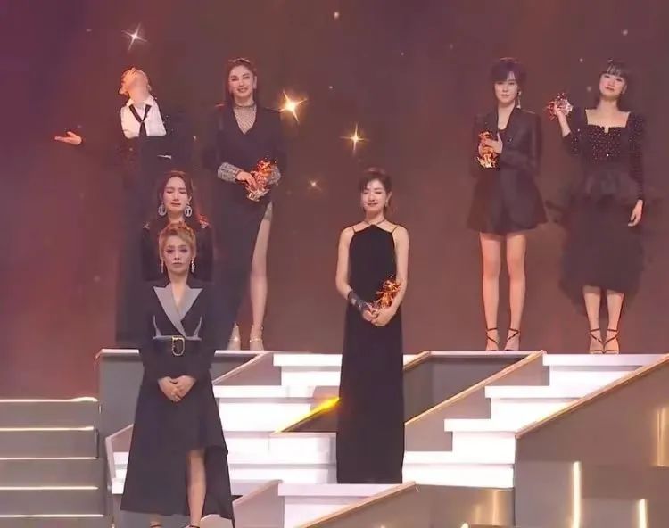 张雨绮的多才多艺与表现风格_张雨绮气质_张雨绮艺术