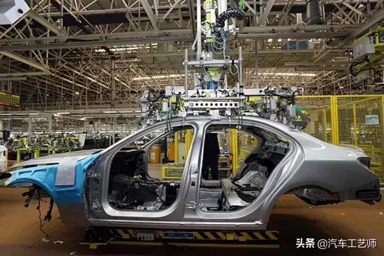 奔驰制造全过程视频_奔驰汽车制造视频_造车工艺:揭秘奔驰的制造过程