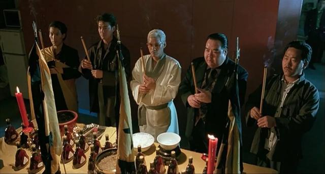 26年前香港警匪片，成龙主演，为求真实，拍摄时炸了一条街