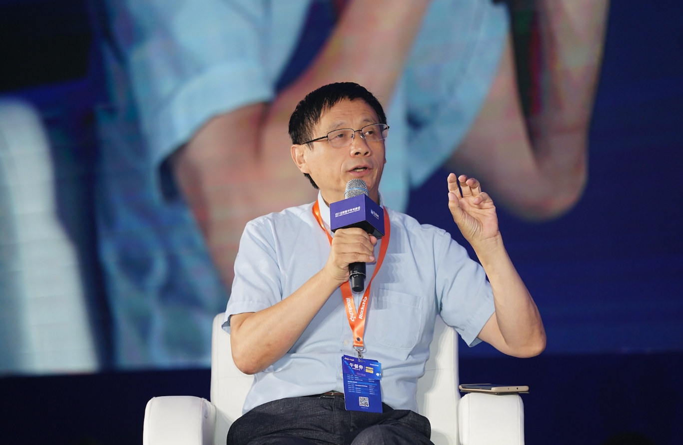 小米手机的机遇和挑战_小米手机的市场机会_小米手机的挑战与机遇：市场回顾