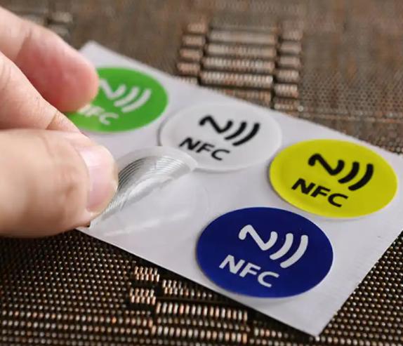 智能家居连接方式哪种最好_最新手机系统与智能家居的便捷连接_智能家居连接app