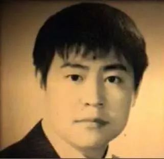 关之琳的家庭生活与亲情故事_关于家庭亲情作文500字_关之琳高尔夫球事件家庭