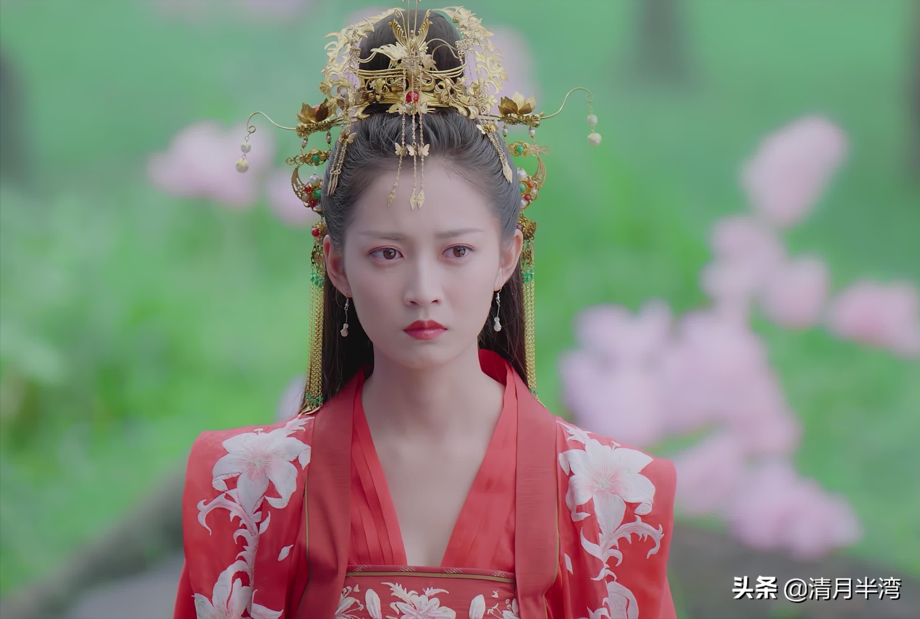 李易峰(Li Yifeng) - 除了之前提到的作品,参与过《风起霓裳》等剧。_李易峰(Li Yifeng) - 除了之前提到的作品,参与过《风起霓裳》等剧。_李易峰(Li Yifeng) - 除了之前提到的作品,参与过《风起霓裳》等剧。