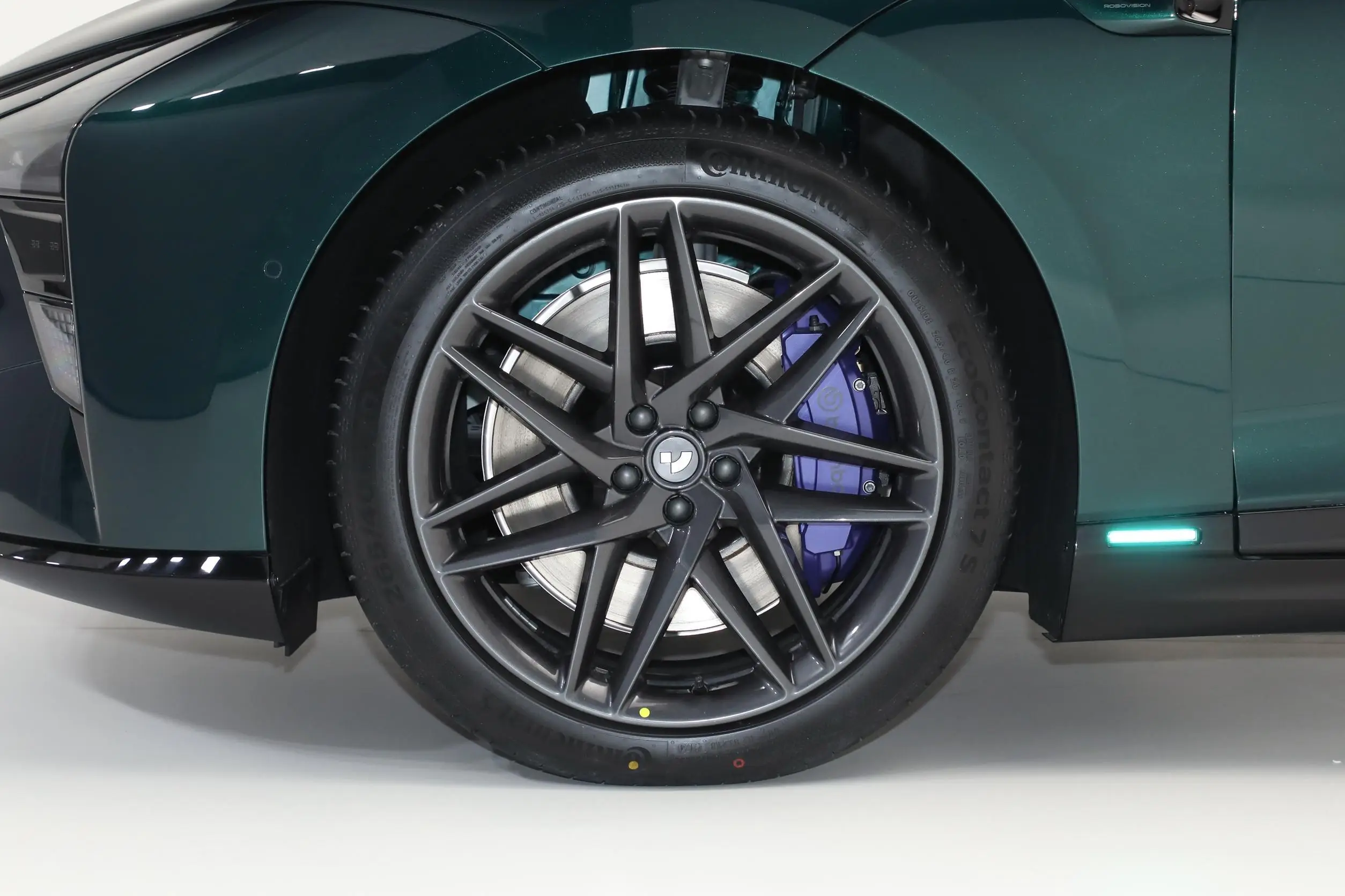 小米汽车的悬挂系统如何影响操控？_小米悬挂_小米车载支架怎么用法